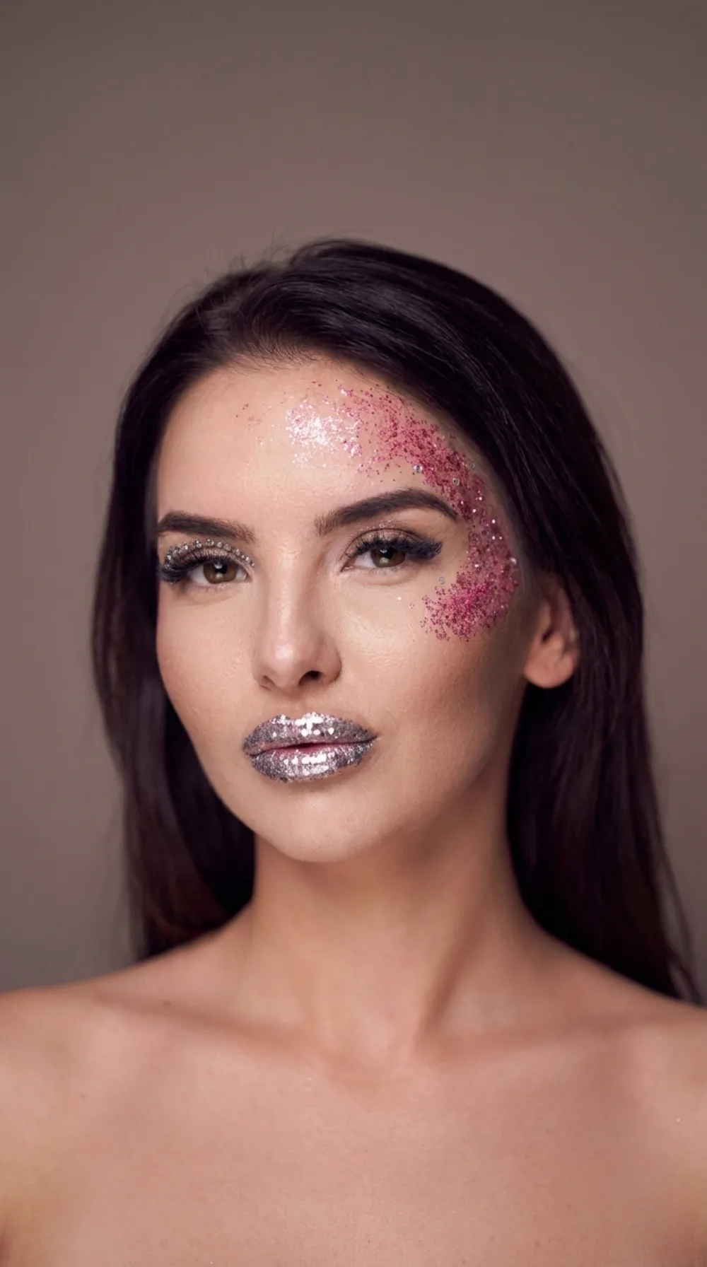 Festival glitter makeup with silver lips by Pucca Diana in Bacău